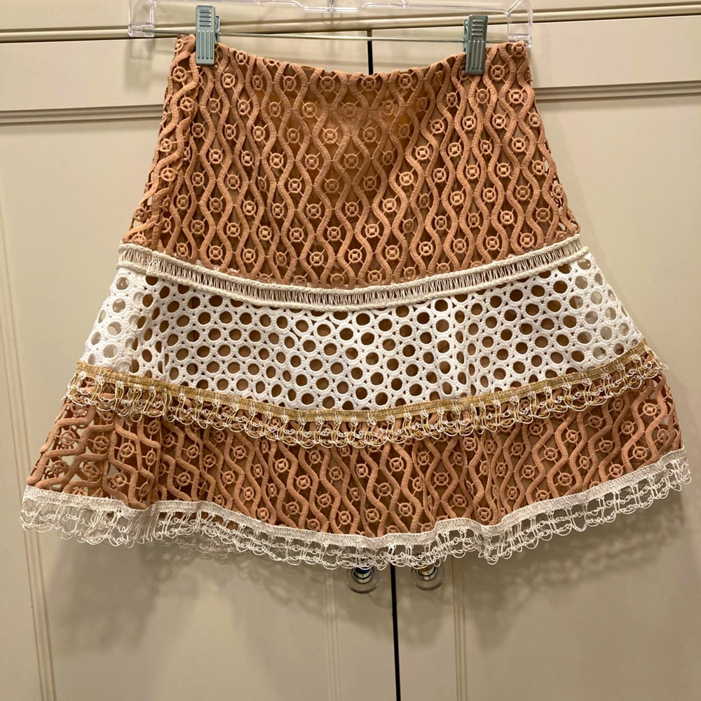 Skirt!